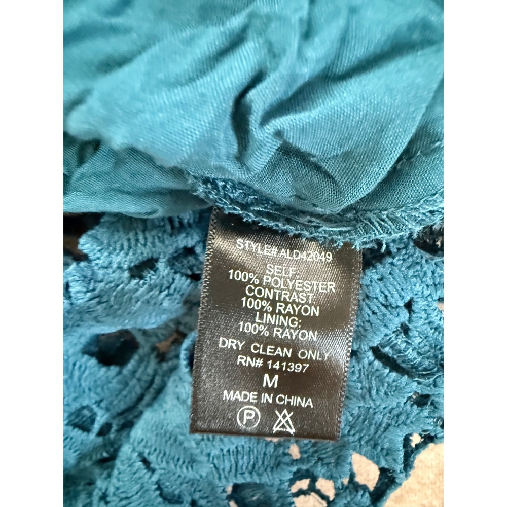 ASTR The Label Teal Blue Floral Lace Midi Dress Sleeveless Cami Wedding Guest M - Picture 11 of 12